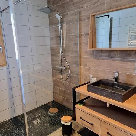 Horská chata Magnifique Chalet Avec Terrasse, Jardin Et Sauna Exterieur Chapelle-des-Bois